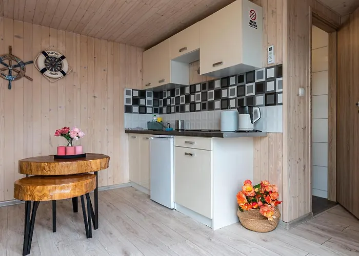 Evita Деревянный коттедж Владыславово